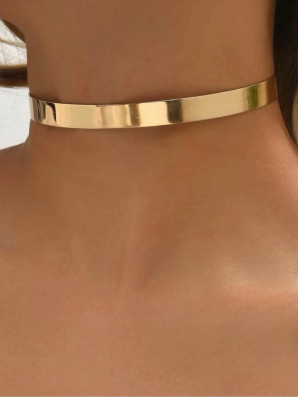 Classic Gold Metal Choker Necklace - Women's Statement Jewelry - Picture 2 of 4